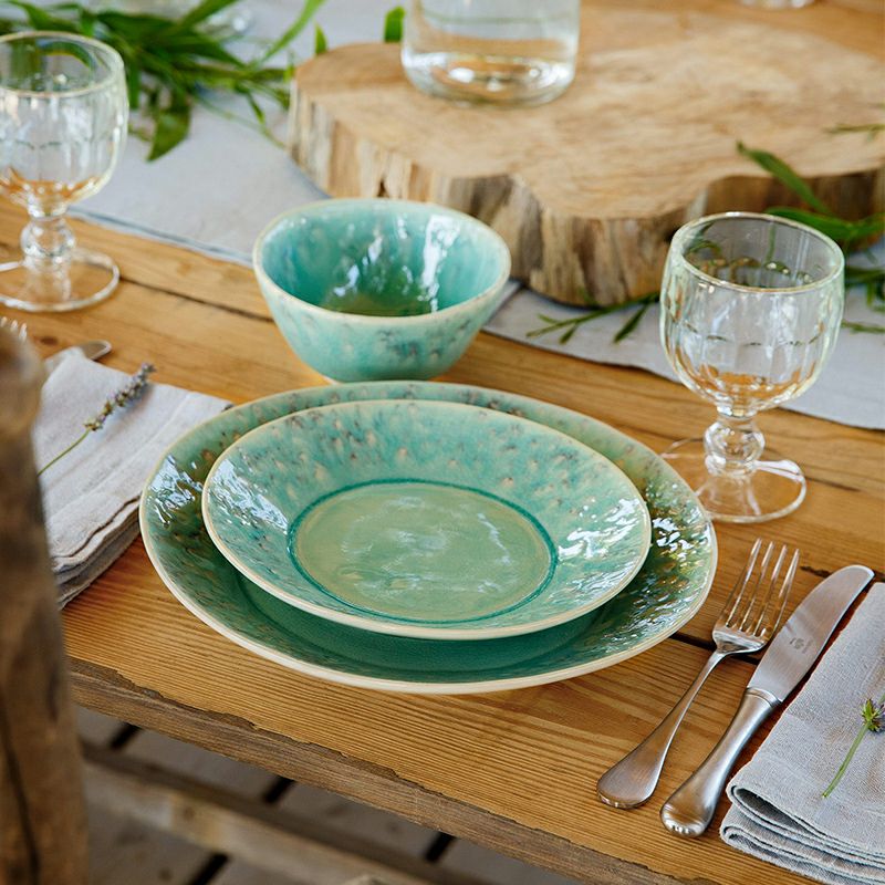 透明感が美しいポルトガルの食器、COSTA　NOVAの　マデイラ　テーブルコーディネート例